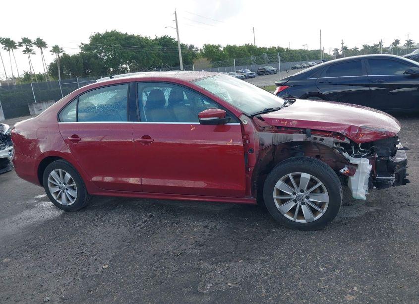 Photo 13 of 2016 Volkswagen Jetta 1.4T SE (VIN 3VWD67AJ6GM335347)