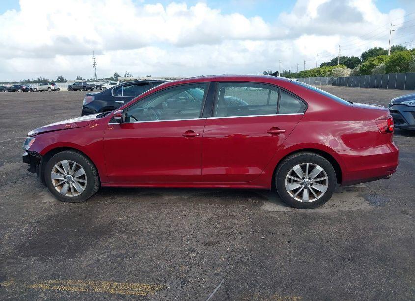 Photo 14 of 2016 Volkswagen Jetta 1.4T SE (VIN 3VWD67AJ6GM335347)