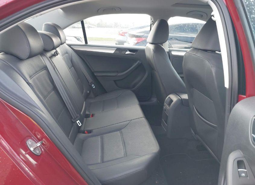 Photo 8 of 2016 Volkswagen Jetta 1.4T SE (VIN 3VWD67AJ6GM335347)