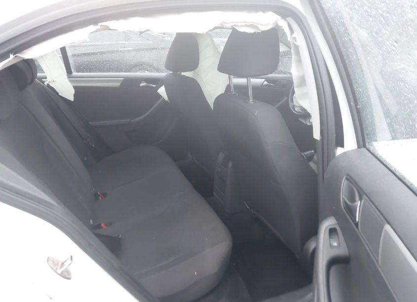 Photo 8 of 2016 Volkswagen Jetta 1.4T SE (VIN 3VWD67AJ6GM350950)