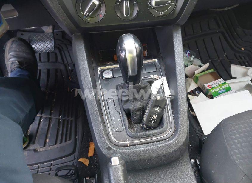 Photo 11 of 2016 Volkswagen Jetta 1.4T SE (VIN 3VWD67AJ7GM225715)