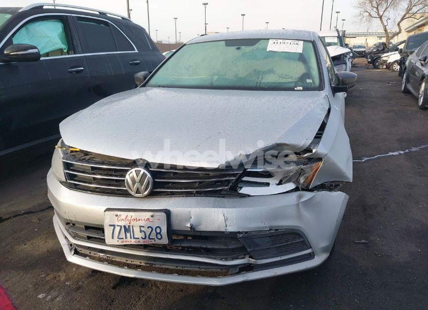 Photo 12 of 2016 Volkswagen Jetta 1.4T SE (VIN 3VWD67AJ7GM225715)