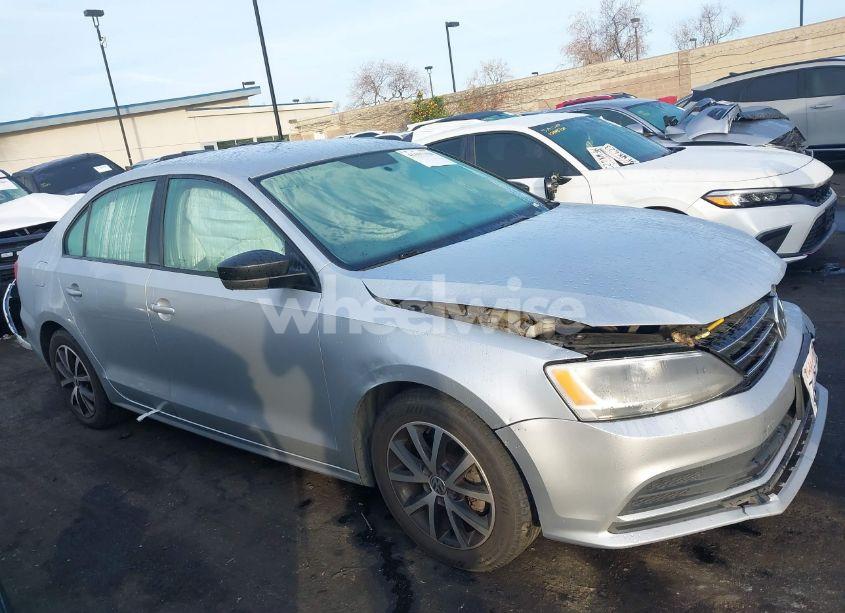 Photo 13 of 2016 Volkswagen Jetta 1.4T SE (VIN 3VWD67AJ7GM225715)