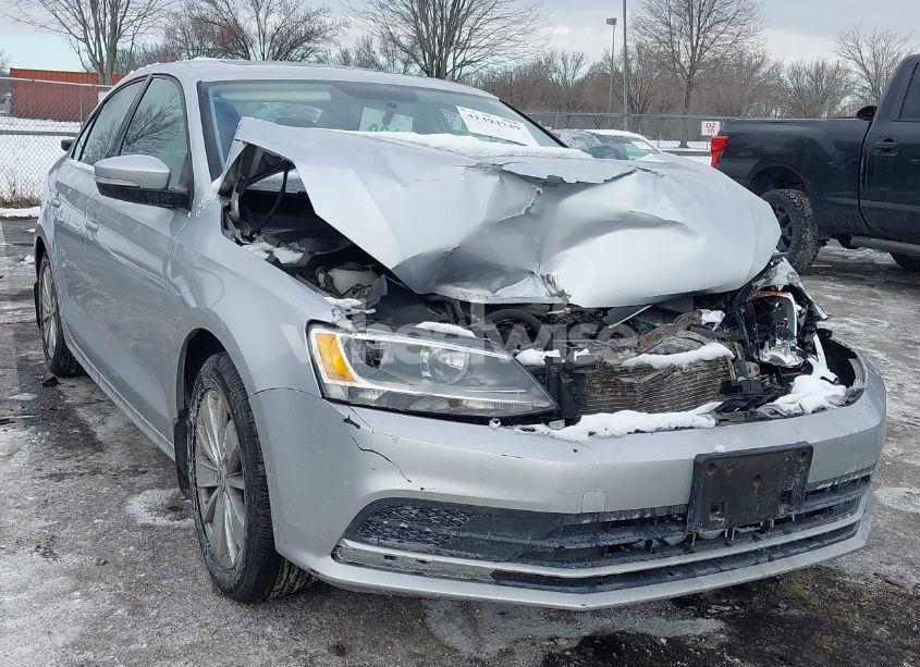 2016 Volkswagen Jetta 1.4T SE (VIN 3VWD67AJ7GM312272) main photo