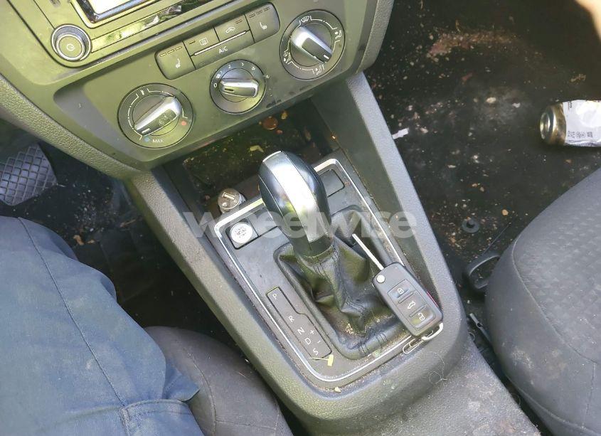 Photo 11 of 2016 Volkswagen Jetta 1.4T SE (VIN 3VWD67AJ7GM409746)