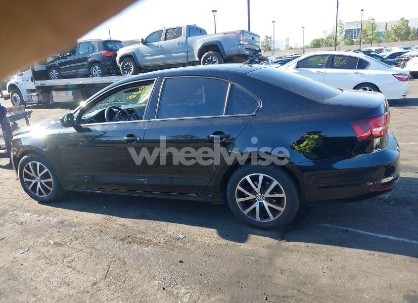 Photo 14 of 2016 Volkswagen Jetta 1.4T SE (VIN 3VWD67AJ7GM409746)