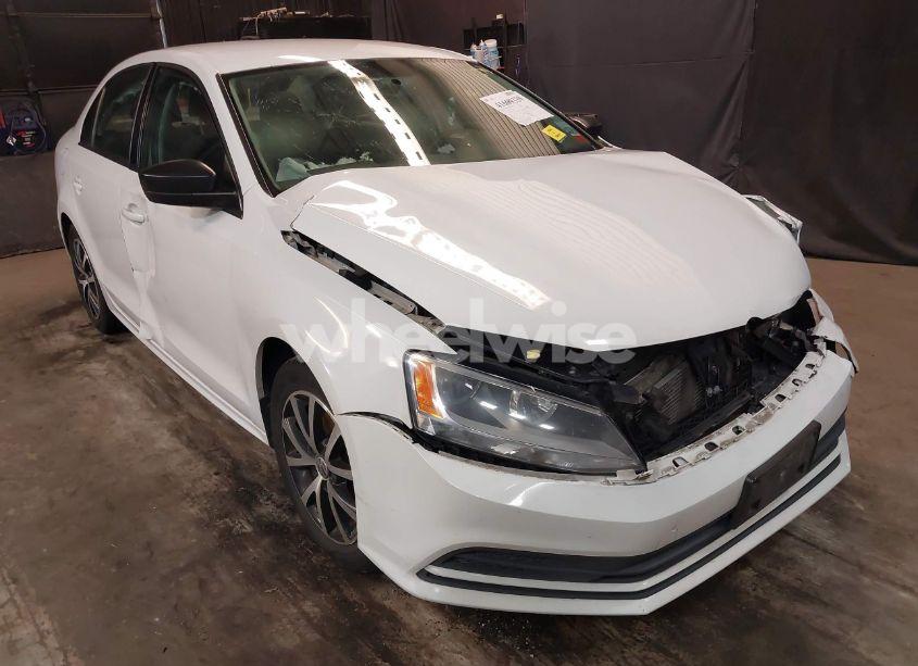 2016 Volkswagen Jetta 1.4T SE (VIN 3VWD67AJ7GM417524) main photo