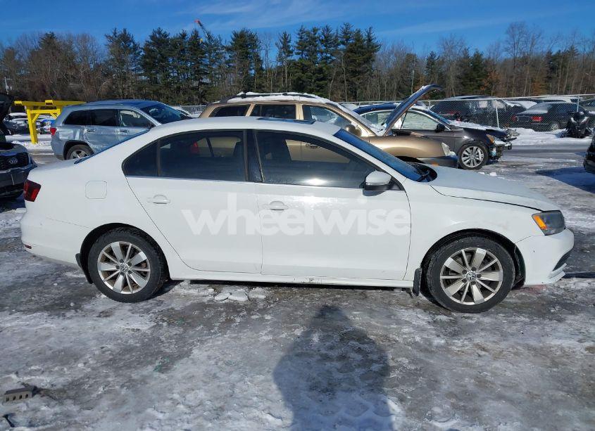 Photo 13 of 2016 Volkswagen Jetta 1.4T SE (VIN 3VWD67AJ8GM307114)