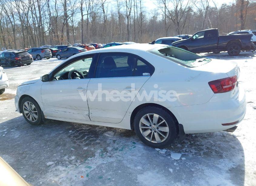 Photo 14 of 2016 Volkswagen Jetta 1.4T SE (VIN 3VWD67AJ8GM307114)