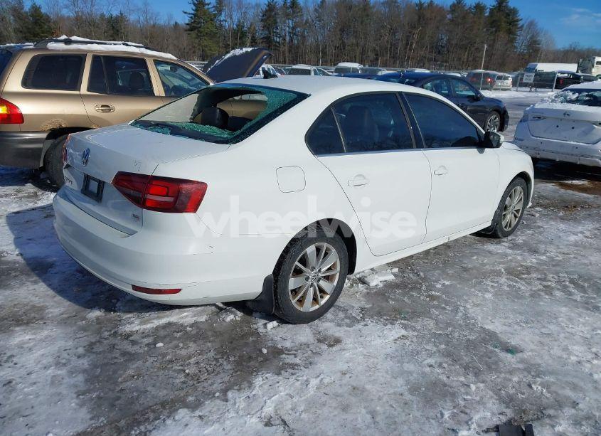 Photo 4 of 2016 Volkswagen Jetta 1.4T SE (VIN 3VWD67AJ8GM307114)