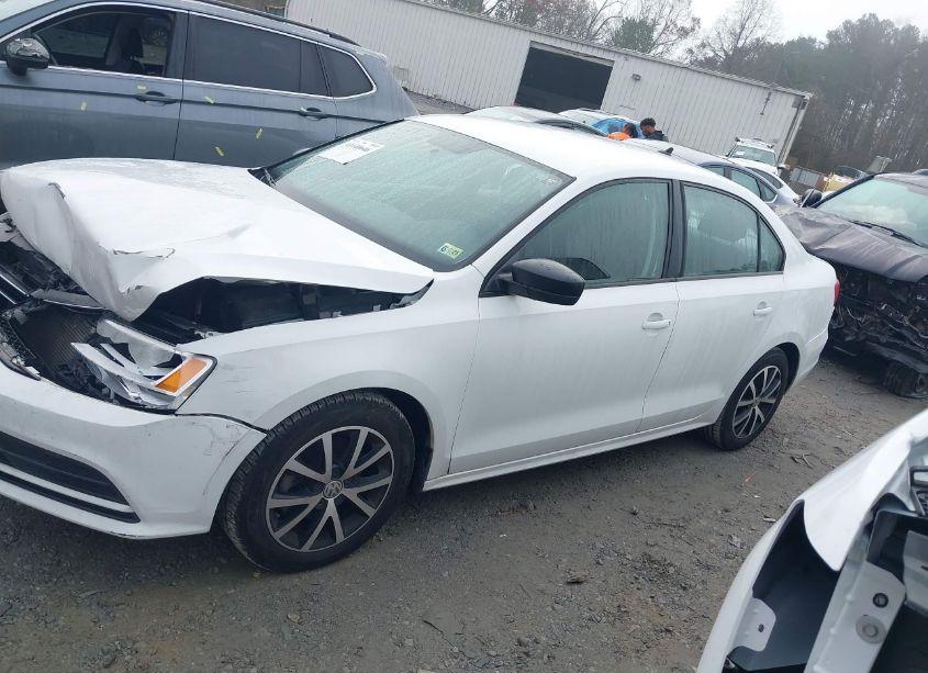 Photo 14 of 2016 Volkswagen Jetta 1.4T SE (VIN 3VWD67AJ8GM371038)