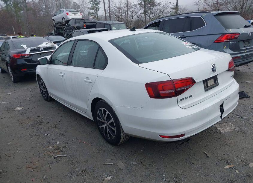 Photo 3 of 2016 Volkswagen Jetta 1.4T SE (VIN 3VWD67AJ8GM371038)