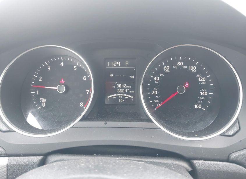 Photo 7 of 2016 Volkswagen Jetta 1.4T SE (VIN 3VWD67AJ8GM371038)