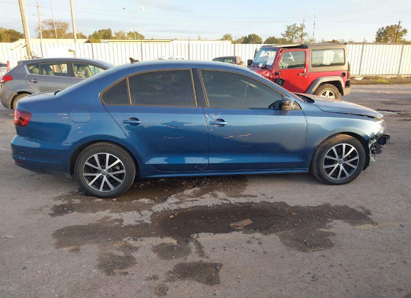 Photo 14 of 2016 Volkswagen Jetta 1.4T SE (VIN 3VWD67AJ9GM238174)