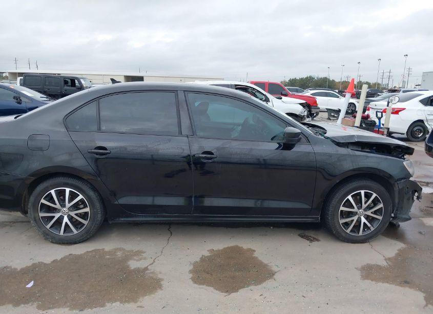 Photo 14 of 2016 Volkswagen Jetta 1.4T SE (VIN 3VWD67AJ9GM257579)