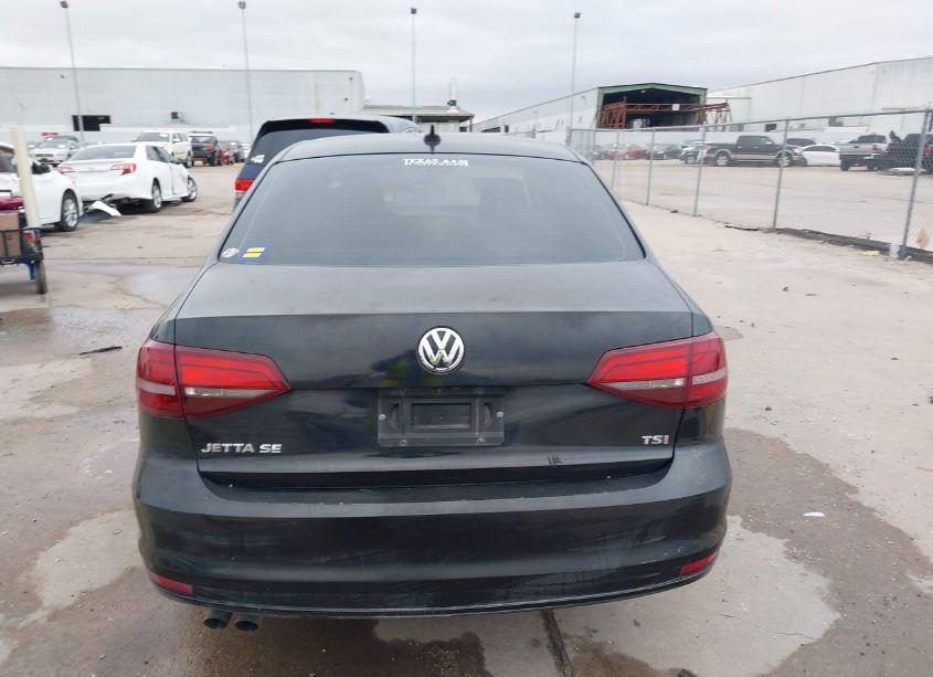 Photo 17 of 2016 Volkswagen Jetta 1.4T SE (VIN 3VWD67AJ9GM257579)