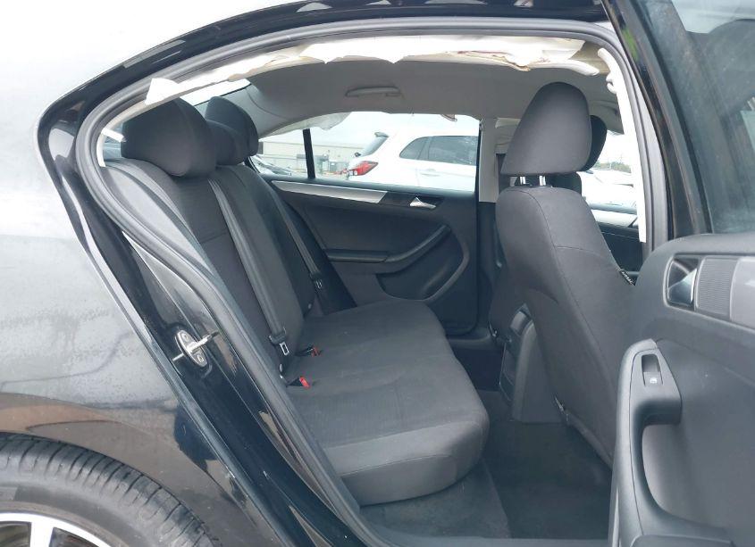 Photo 8 of 2016 Volkswagen Jetta 1.4T SE (VIN 3VWD67AJ9GM257579)