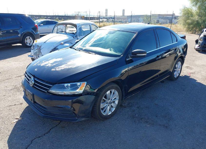 Photo 2 of 2016 Volkswagen Jetta 1.4T SE (VIN 3VWD67AJ9GM392559)