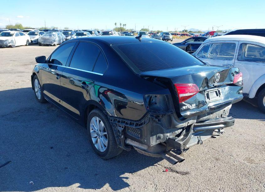 Photo 6 of 2016 Volkswagen Jetta 1.4T SE (VIN 3VWD67AJ9GM392559)