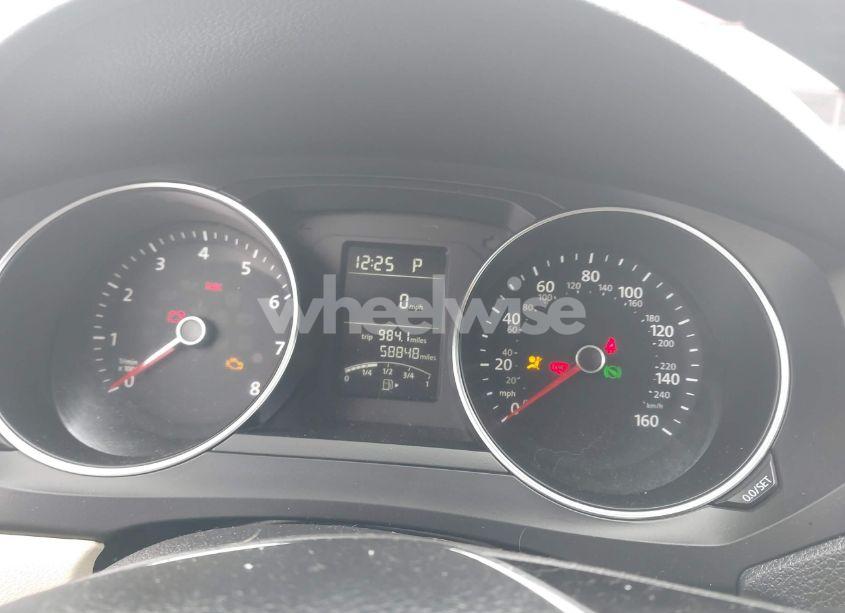 Photo 16 of 2016 Volkswagen Jetta 1.4T SE (VIN 3VWD67AJXGM231816)