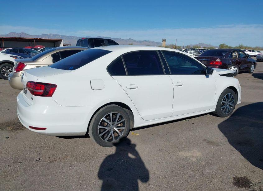 Photo 13 of 2016 Volkswagen Jetta 1.4T SE (VIN 3VWD67AJXGM253461)