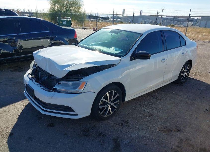 Photo 2 of 2016 Volkswagen Jetta 1.4T SE (VIN 3VWD67AJXGM253461)