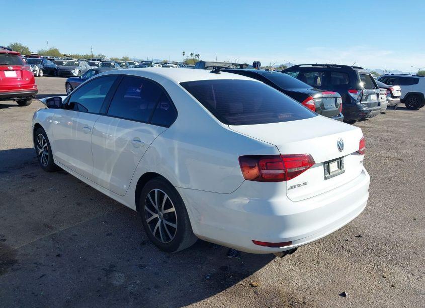 Photo 3 of 2016 Volkswagen Jetta 1.4T SE (VIN 3VWD67AJXGM253461)