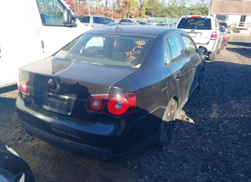 Photo 4 of 2009 Volkswagen Gli (VIN 3VWDA71K19M044913)