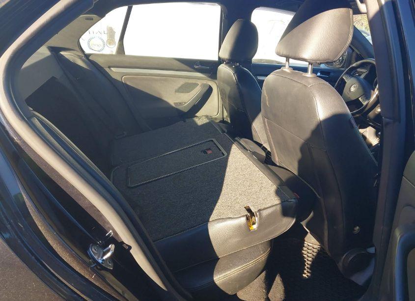 Photo 8 of 2009 Volkswagen Gli (VIN 3VWDA71K19M044913)