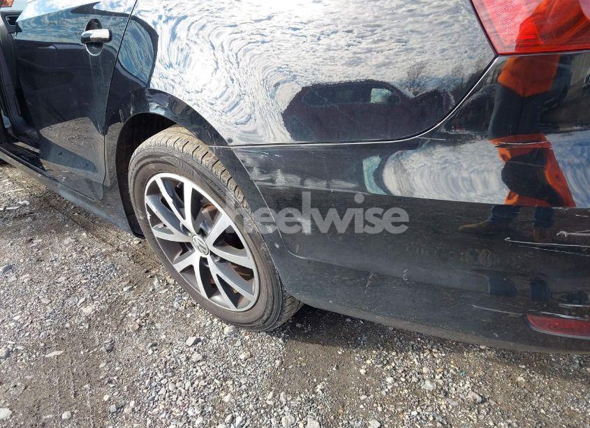 Photo 17 of 2017 Volkswagen Jetta 1.4T SE (VIN 3VWDB7AJ0HM228050)