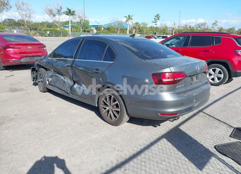 Photo 3 of 2017 Volkswagen Jetta 1.4T SE (VIN 3VWDB7AJ0HM238609)