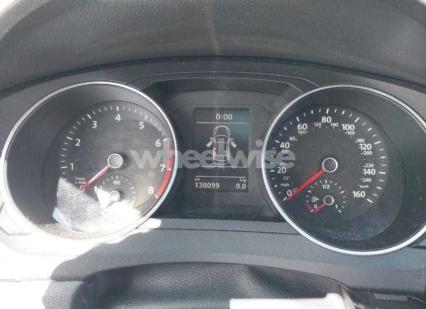 Photo 7 of 2017 Volkswagen Jetta 1.4T SE (VIN 3VWDB7AJ0HM238609)