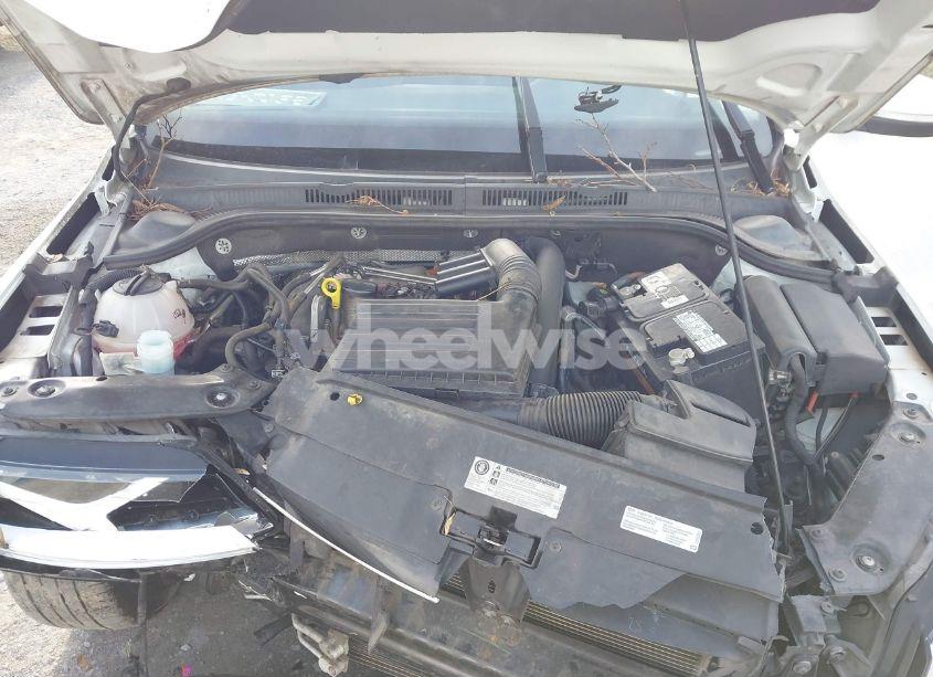 Photo 10 of 2017 Volkswagen Jetta 1.4T SE (VIN 3VWDB7AJ0HM249531)