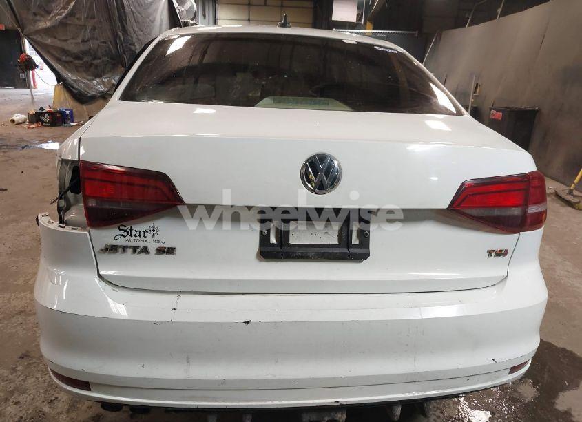 Photo 15 of 2017 Volkswagen Jetta 1.4T SE (VIN 3VWDB7AJ0HM266829)