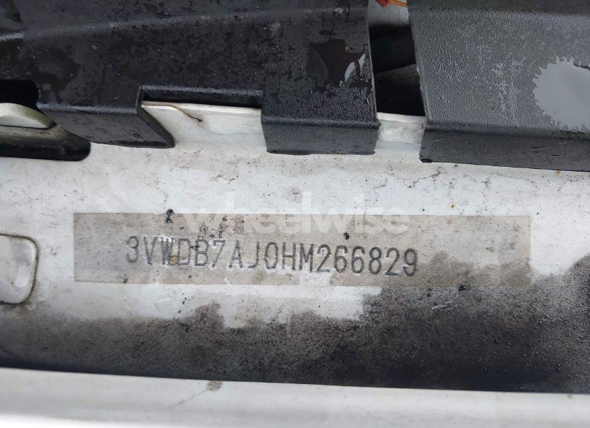 Photo 16 of 2017 Volkswagen Jetta 1.4T SE (VIN 3VWDB7AJ0HM266829)