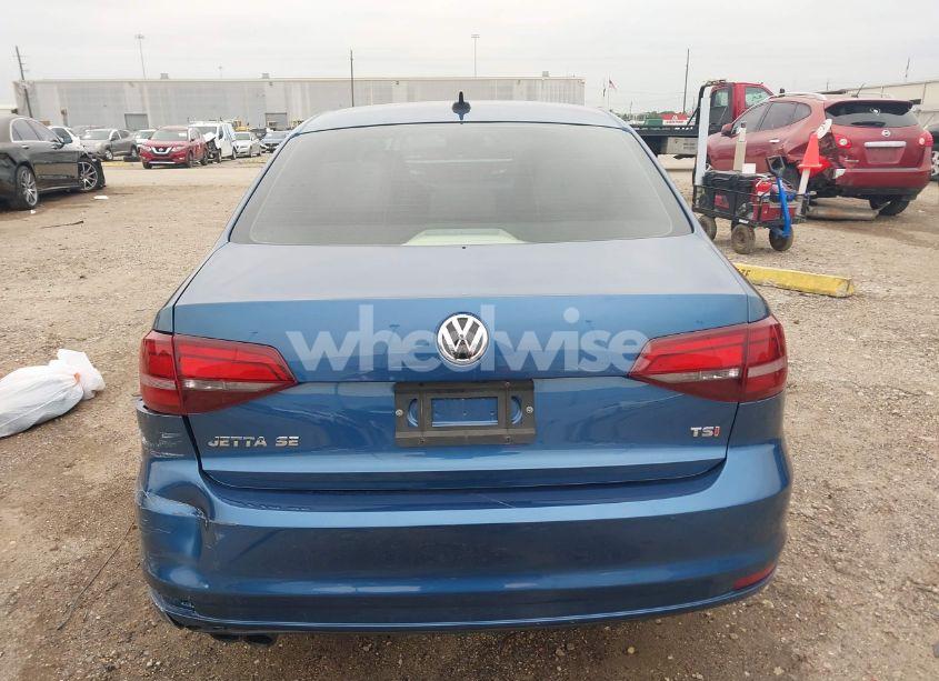 Photo 16 of 2017 Volkswagen Jetta 1.4T SE (VIN 3VWDB7AJ0HM294372)