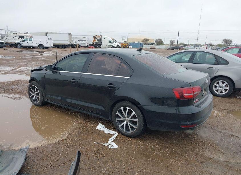 Photo 3 of 2017 Volkswagen Jetta 1.4T SE (VIN 3VWDB7AJ1HM202380)