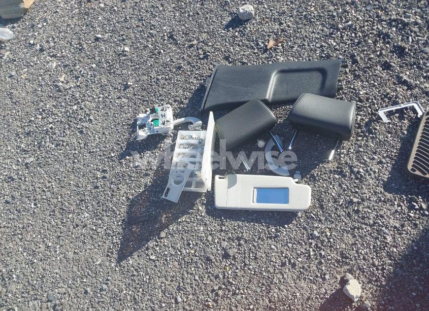 Photo 12 of 2017 Volkswagen Jetta 1.4T SE (VIN 3VWDB7AJ1HM206722)