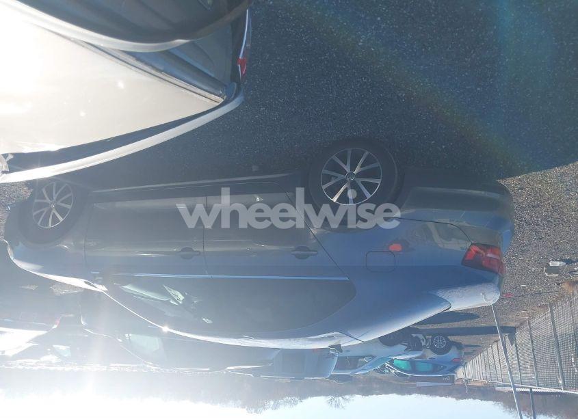 Photo 14 of 2017 Volkswagen Jetta 1.4T SE (VIN 3VWDB7AJ1HM206722)