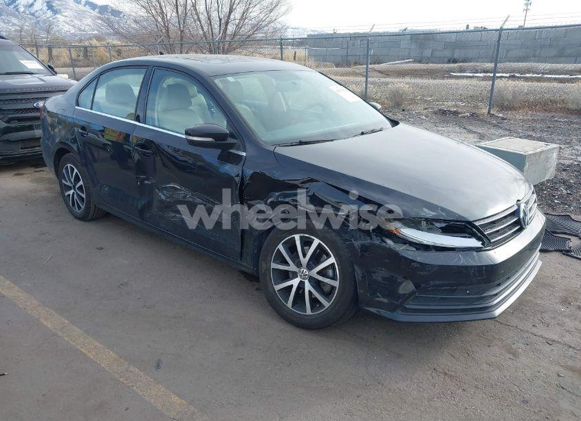 2017 Volkswagen Jetta 1.4T SE (VIN 3VWDB7AJ1HM226971) main photo