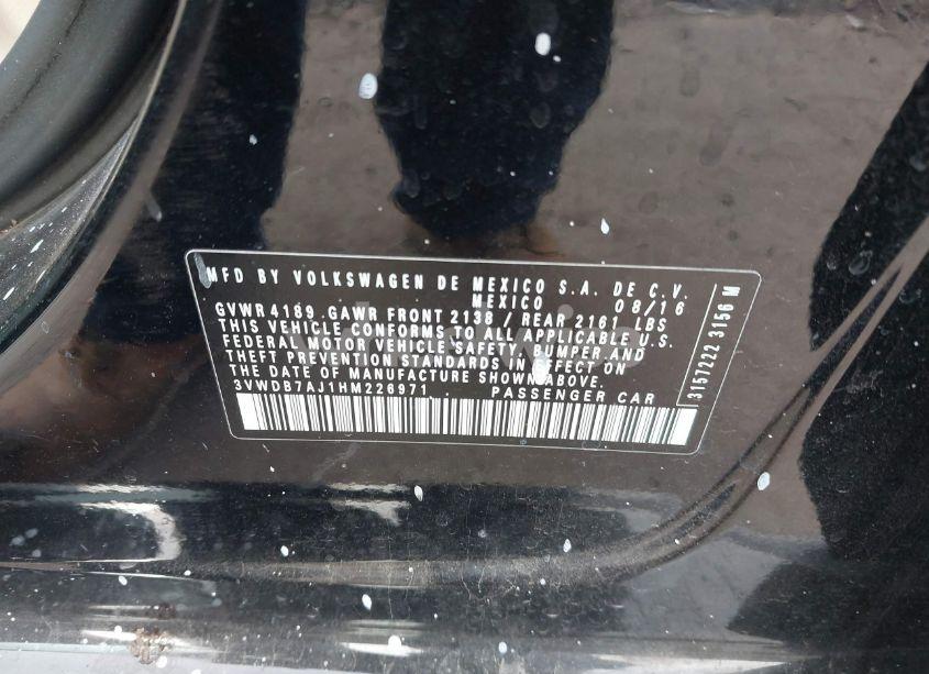 Photo 9 of 2017 Volkswagen Jetta 1.4T SE (VIN 3VWDB7AJ1HM226971)