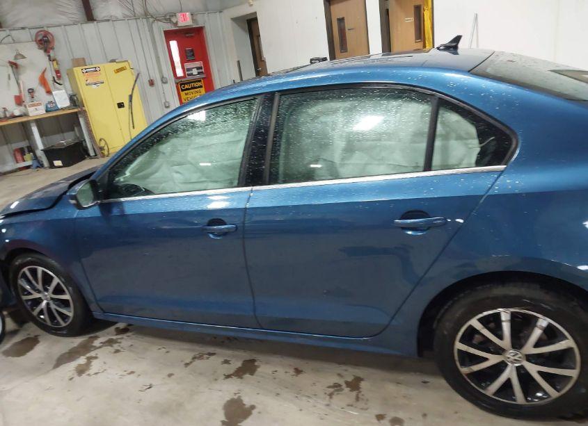 Photo 14 of 2017 Volkswagen Jetta 1.4T SE (VIN 3VWDB7AJ1HM315942)