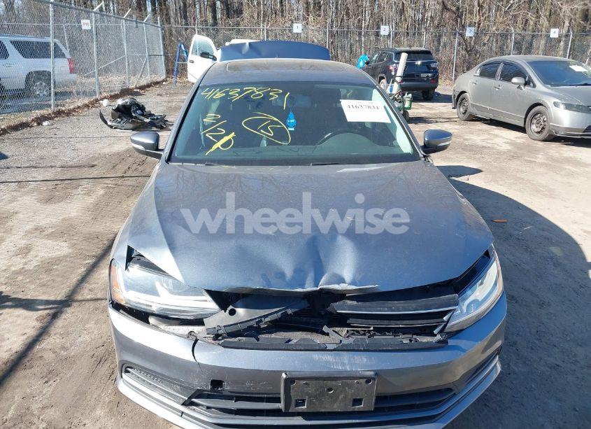 Photo 12 of 2017 Volkswagen Jetta 1.4T SE (VIN 3VWDB7AJ1HM367393)