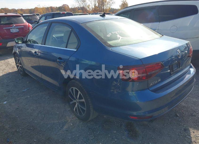 Photo 3 of 2017 Volkswagen Jetta 1.4T SE (VIN 3VWDB7AJ1HM369838)