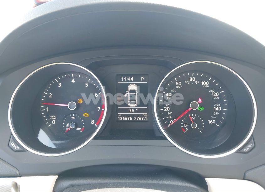 Photo 7 of 2017 Volkswagen Jetta 1.4T SE (VIN 3VWDB7AJ1HM369838)