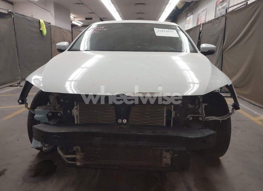 Photo 13 of 2017 Volkswagen Jetta 1.4T SE (VIN 3VWDB7AJ1HM395324)