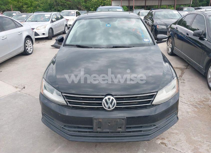 Photo 12 of 2017 Volkswagen Jetta 1.4T SE (VIN 3VWDB7AJ1HM402515)