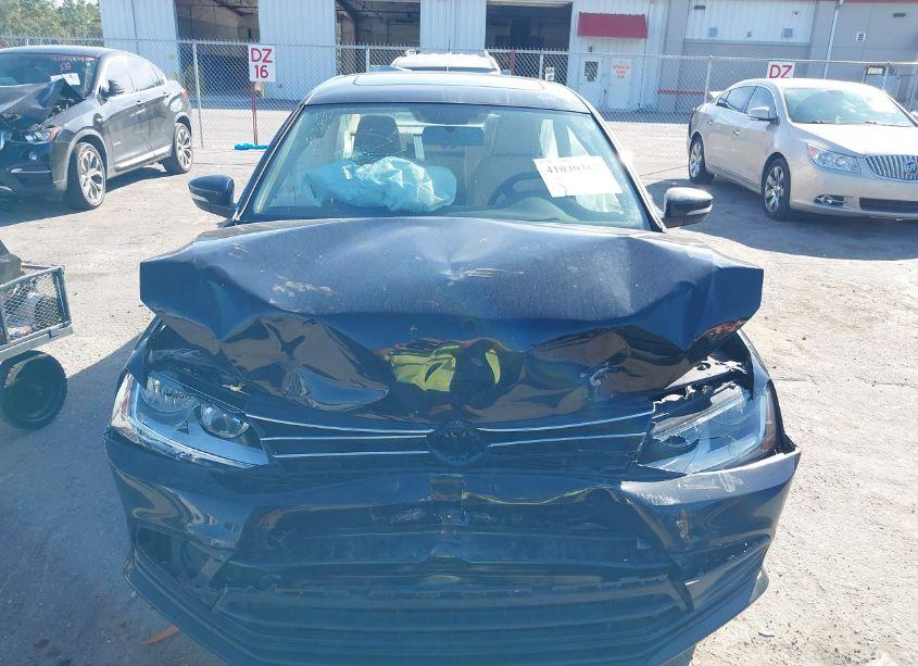 Photo 12 of 2017 Volkswagen Jetta 1.4T SE (VIN 3VWDB7AJ1HM408749)