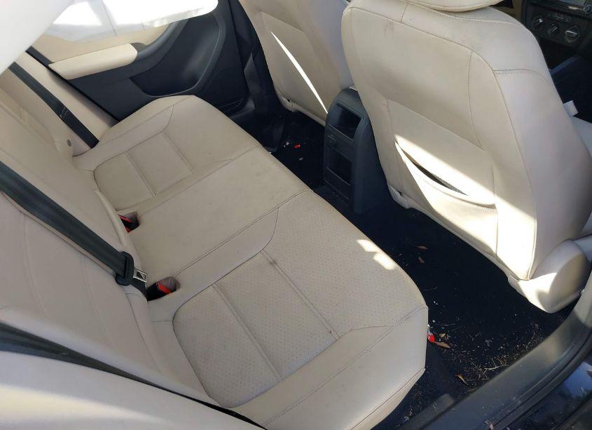 Photo 8 of 2017 Volkswagen Jetta 1.4T SE (VIN 3VWDB7AJ1HM408749)