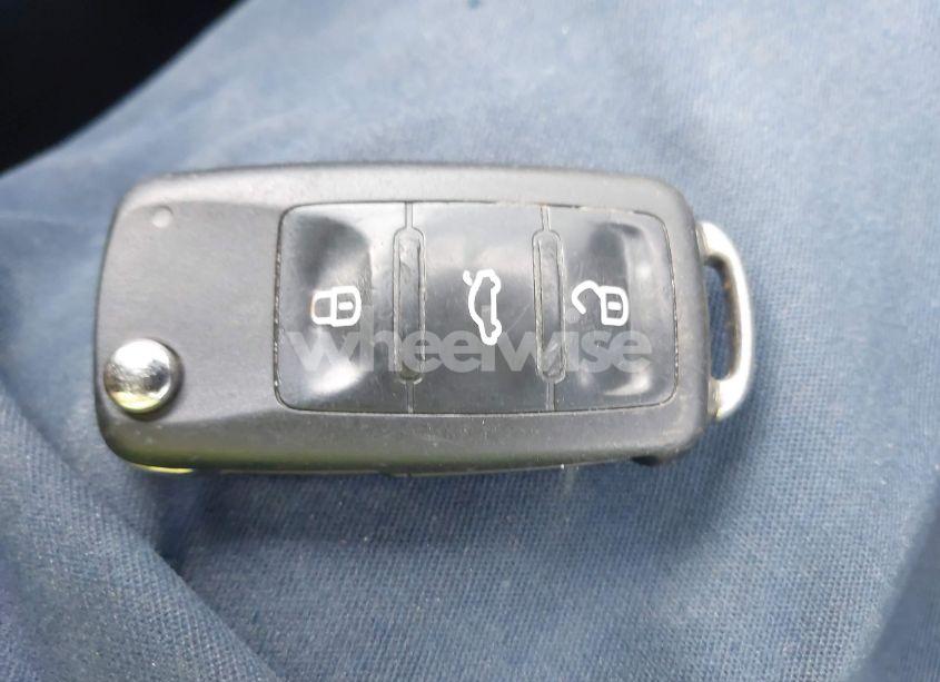 Photo 11 of 2017 Volkswagen Jetta 1.4T SE (VIN 3VWDB7AJ1HM409061)